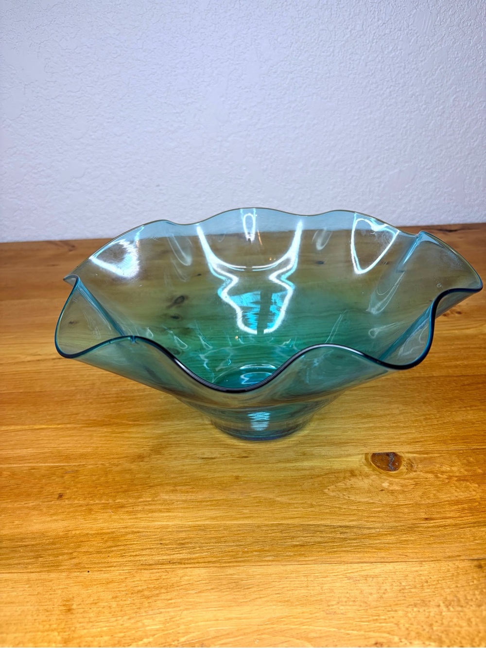 Vintage MCM Blenko Hand Blown Glass Scallop Ruffled Bowl Turquoise Blue